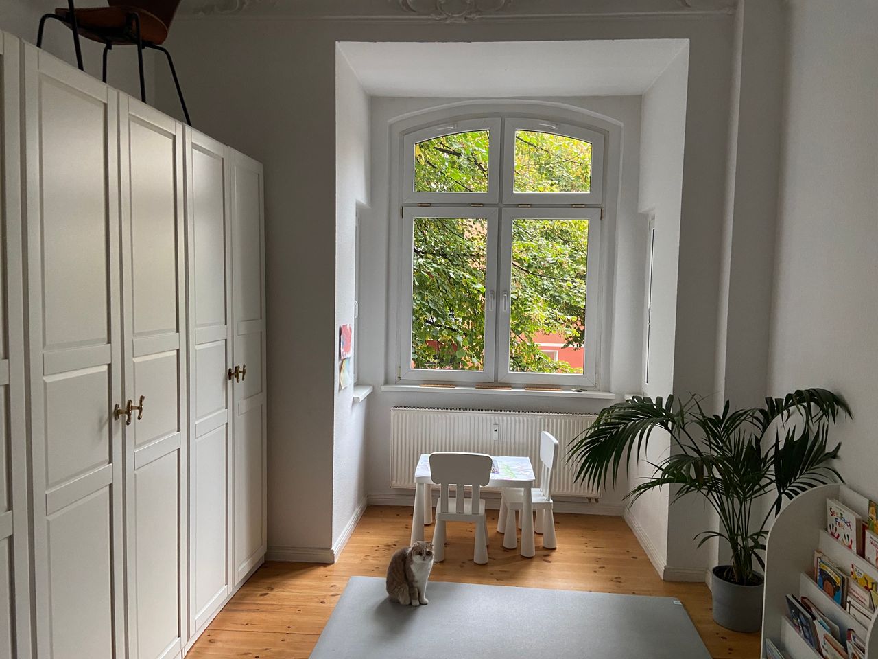 2 Bedroom + Balcony Apartment in Friedrichshain