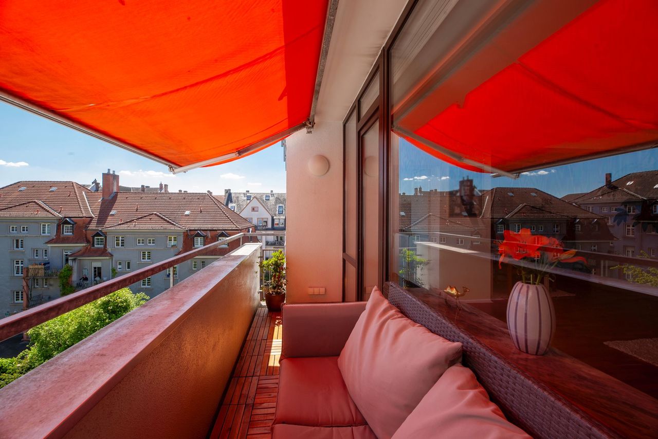 Renovated 2-room apartment furnished for rent