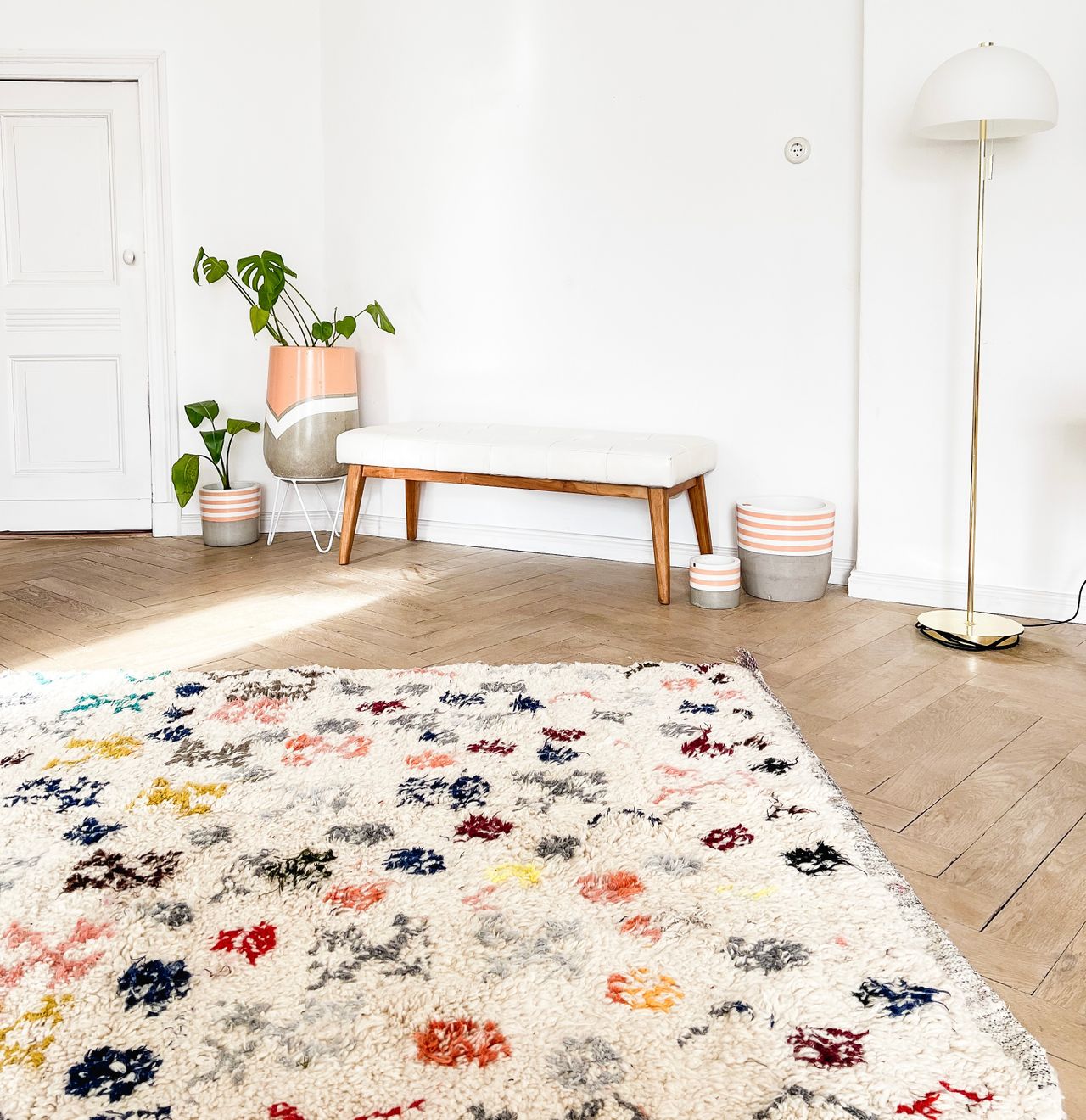 Bright and beautiful old building apartment in Schöneberg