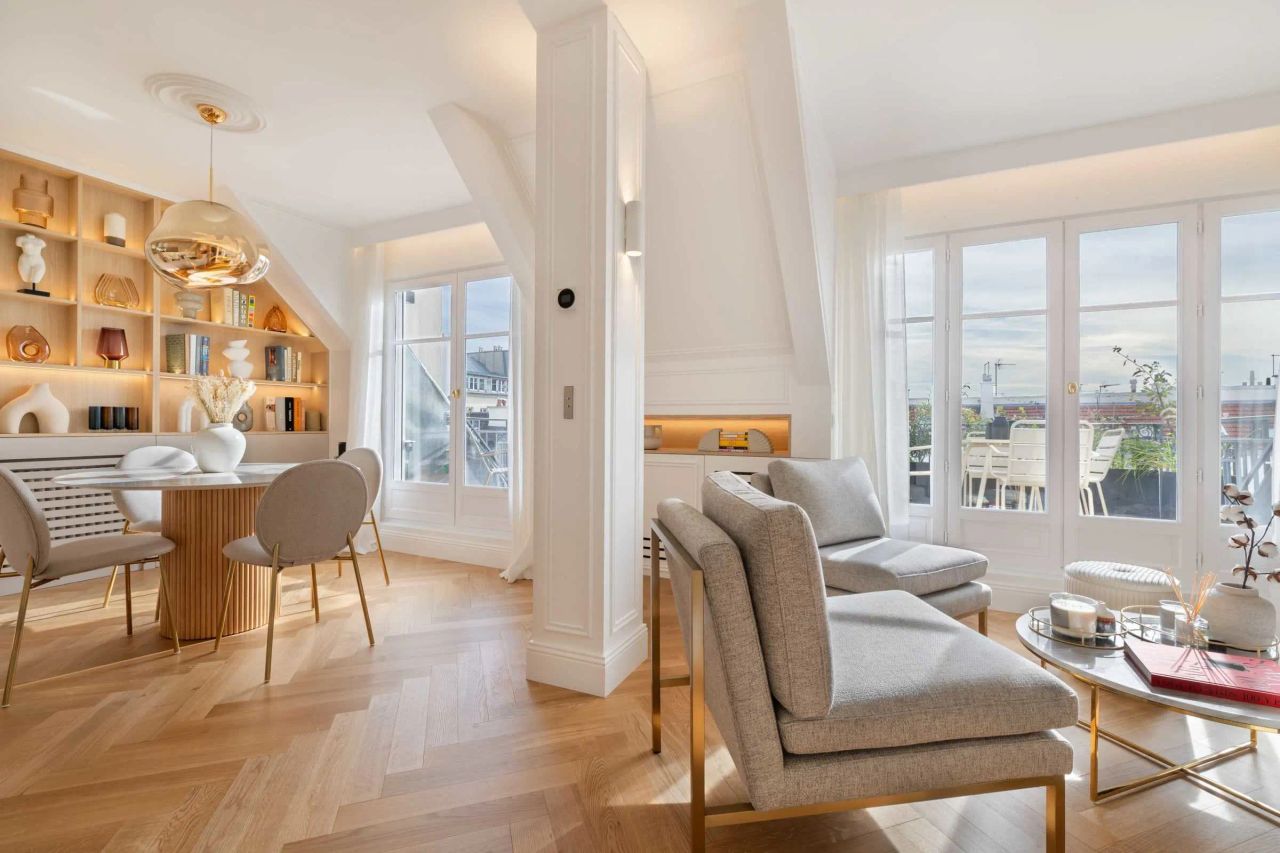 Exceptional apt with 3 terraces & Eiffel Tower view