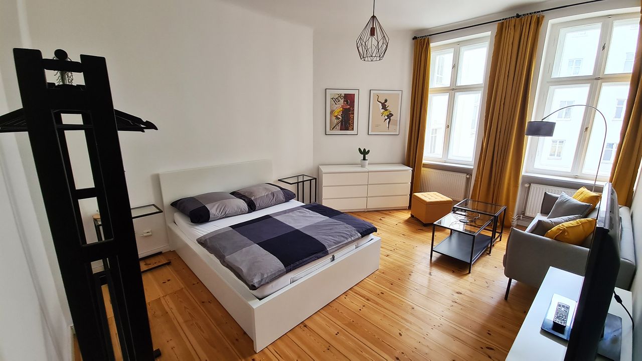 Cozy & quiet backyard apartment in Prenzlauer Berg