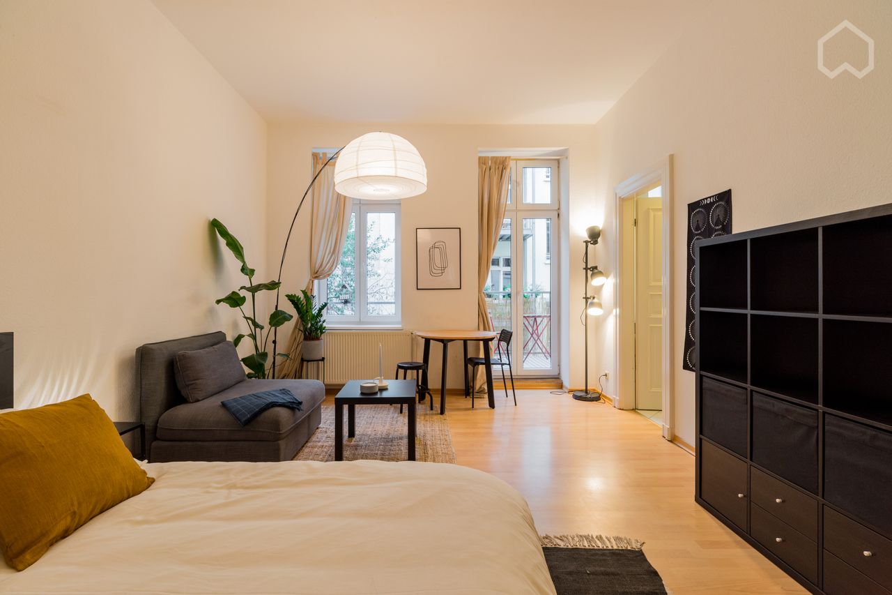 Beautiful furnished apartment with balcony in Prenzlauer Berg