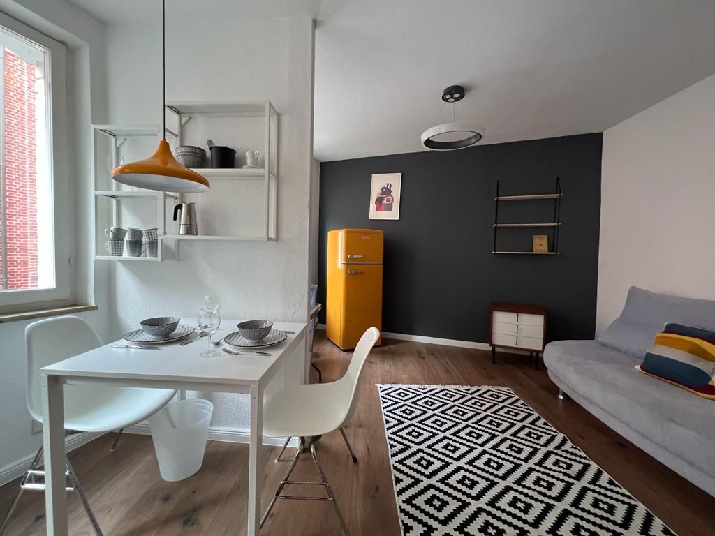 Modern furnished Apartment in beautiful old Brickbuilding near the center of Nuernberg