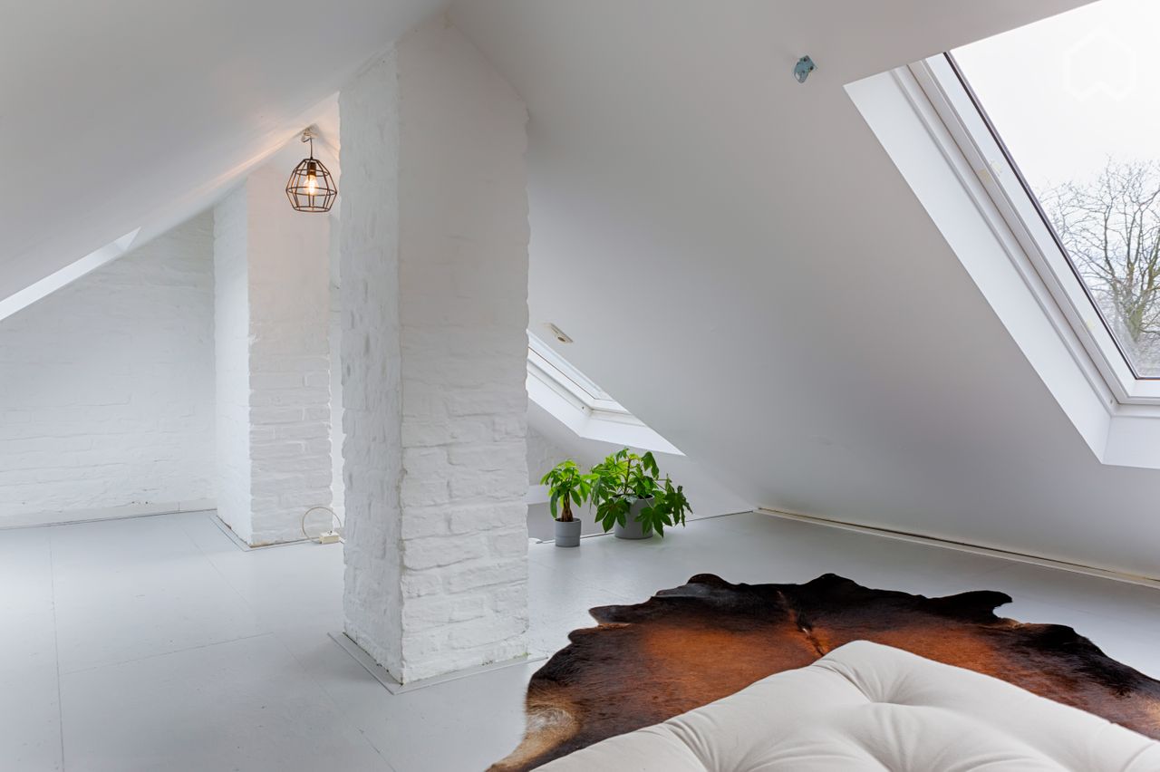 Cozy, renovated loft in early days house in Cologne Ehrenfeld