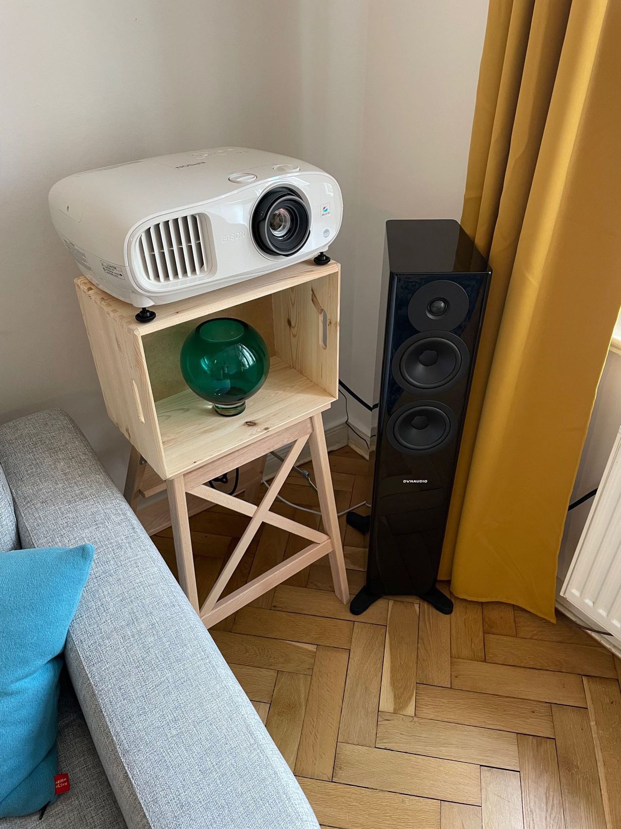 Beautiful, bright apartment in the best location