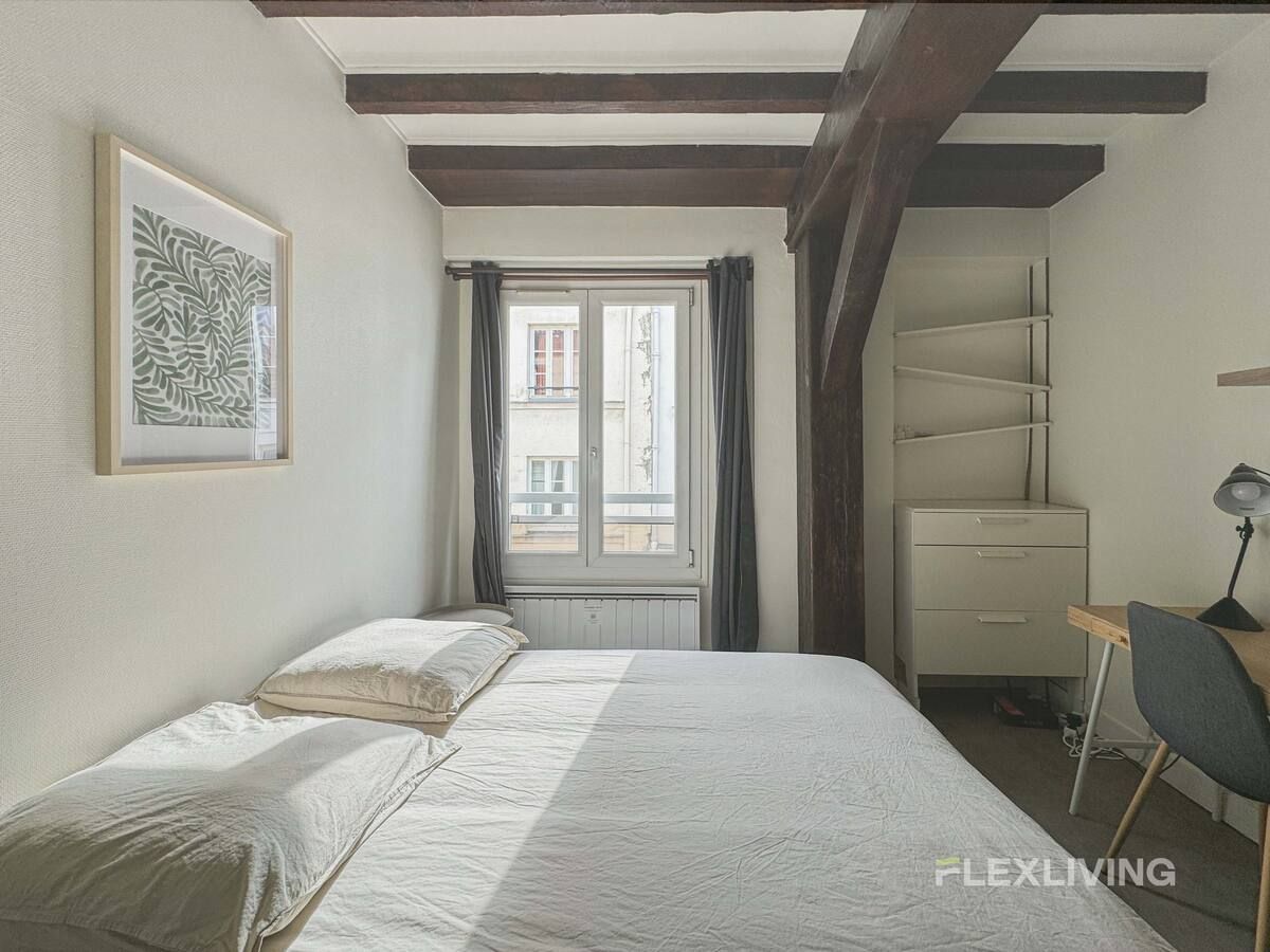 private Parisian studio of 19m²