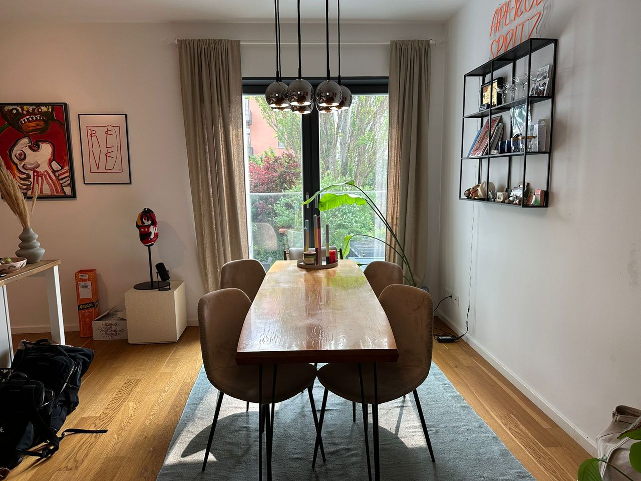 Helle 2,5 Zimmer Wohnung mit Balkon