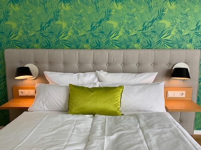 Perfect & fashionable serviced apartment with great transport links