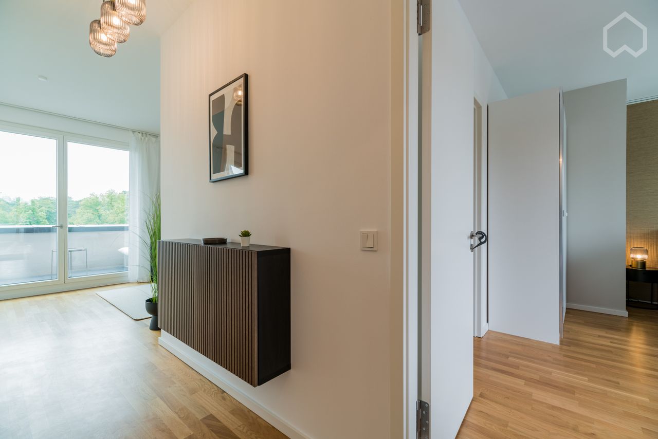 New charming modern flat, 1000 Mbps, with lift near Kurfürstendamm (very quiet bedrooms)