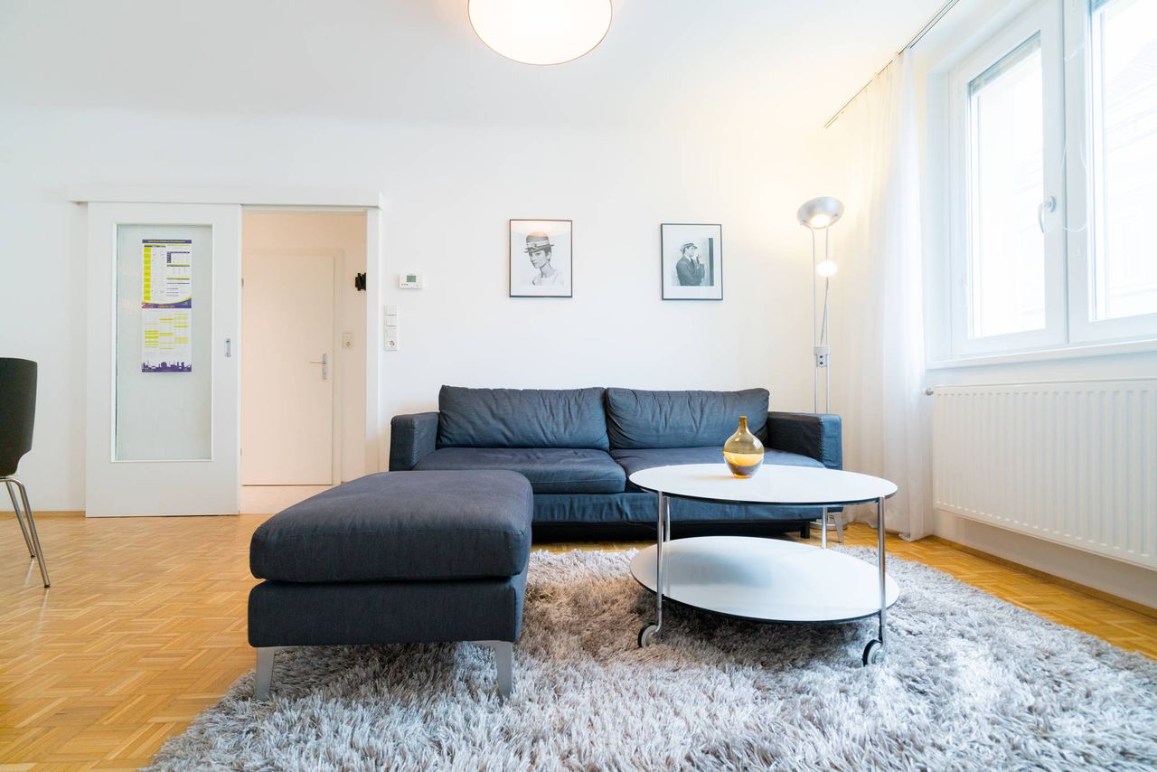 Charming furnished apartment in a quiet area, centrally located near Augarten