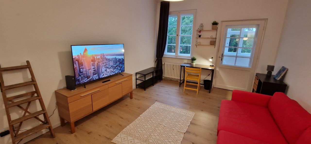 Neat, wonderful apartment in quite neighborhood ideal for sports lover and children