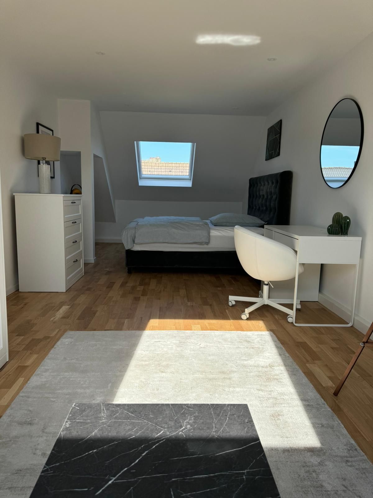 Spacious room in Düsseldorf