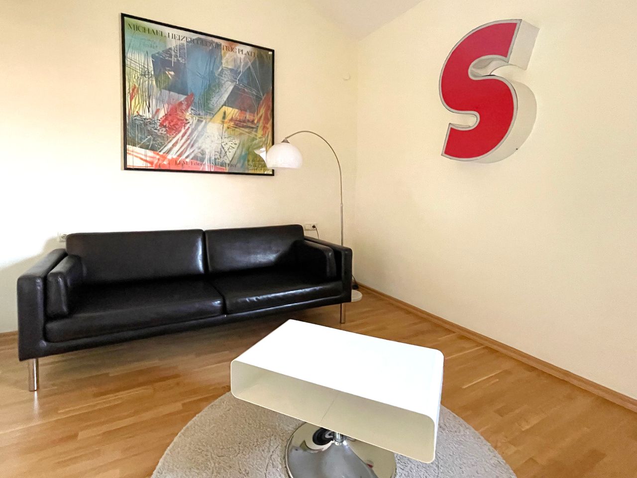 3 room designer luxury apartment Central Berlin Neukölln