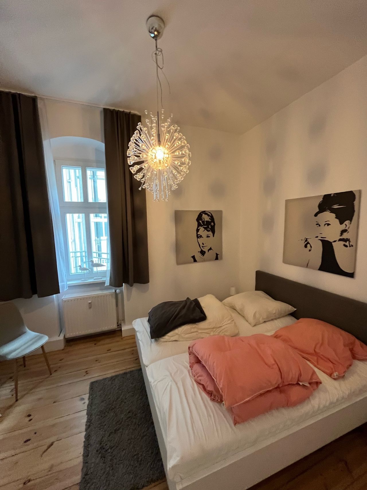 Quiet 2-room apartment near Kudamm with best transport connections