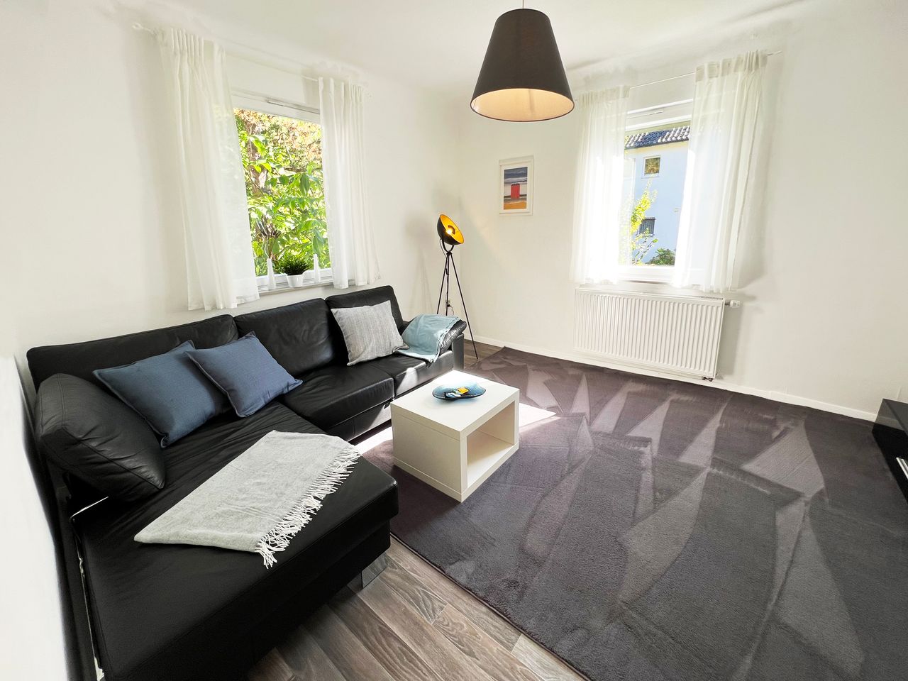 3 rooms | S-Bahn 500 m | Quiet+Central | terrace  | Patch Barracks