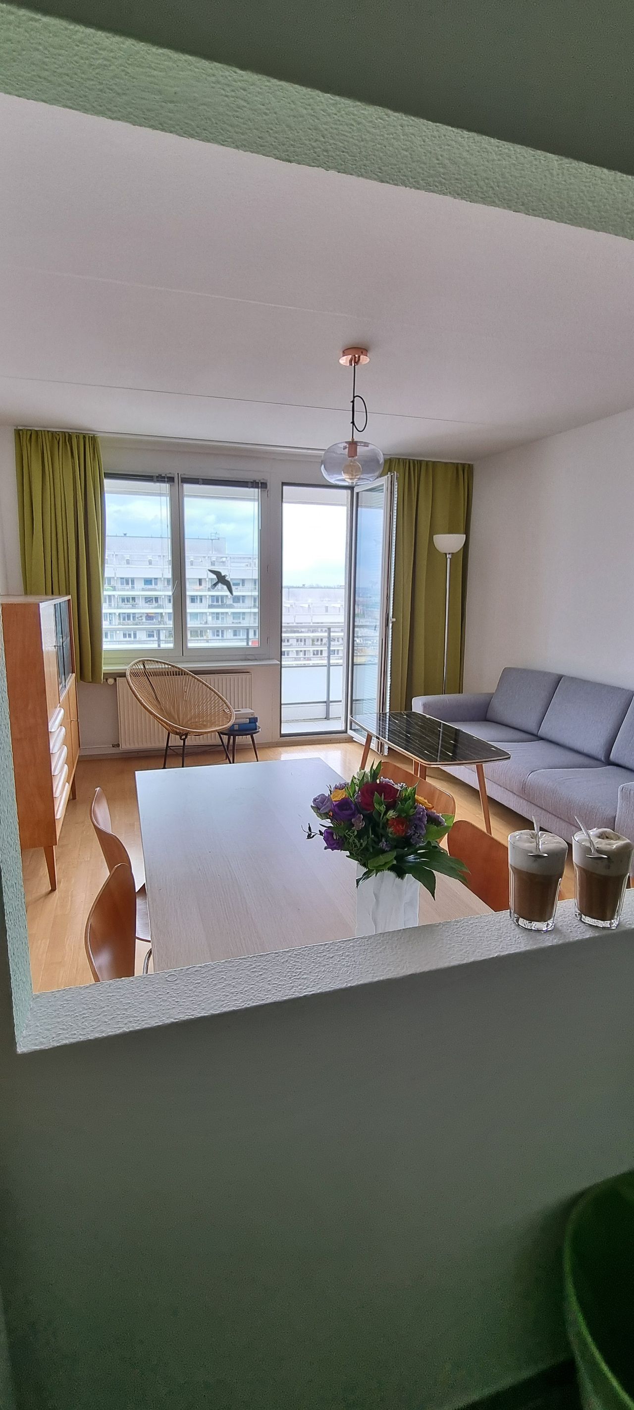 Quiet & cozy apartment with a view of the whole city (Mitte)