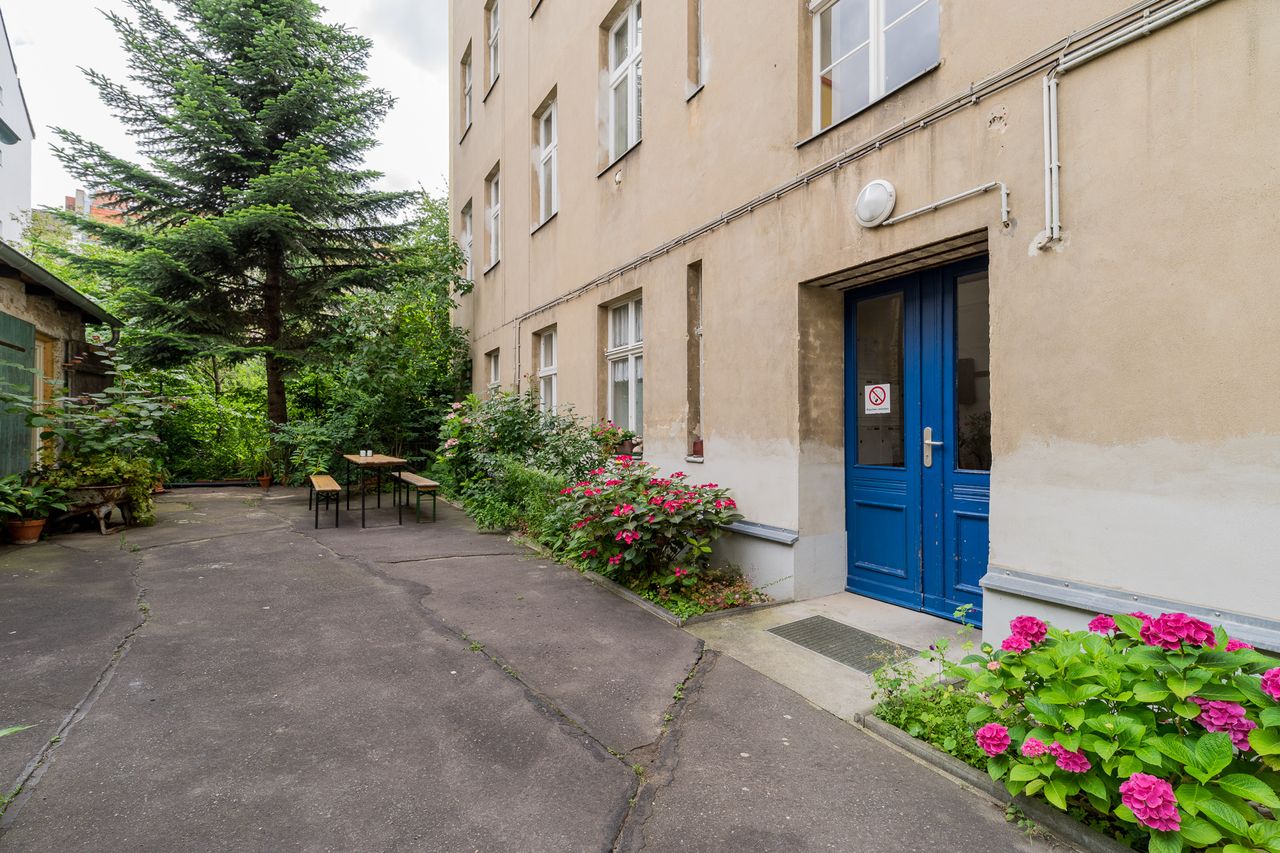 Modern furnished 2 Room Apartment with High Speed Wifi in Berlin Mitte