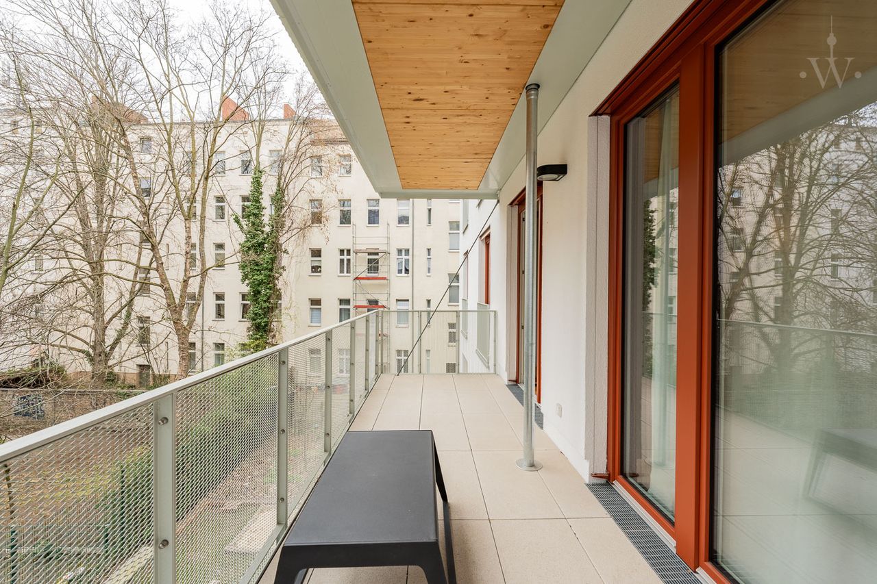 Fantastically furnished 4-room apartment at Stuttgarter Platz