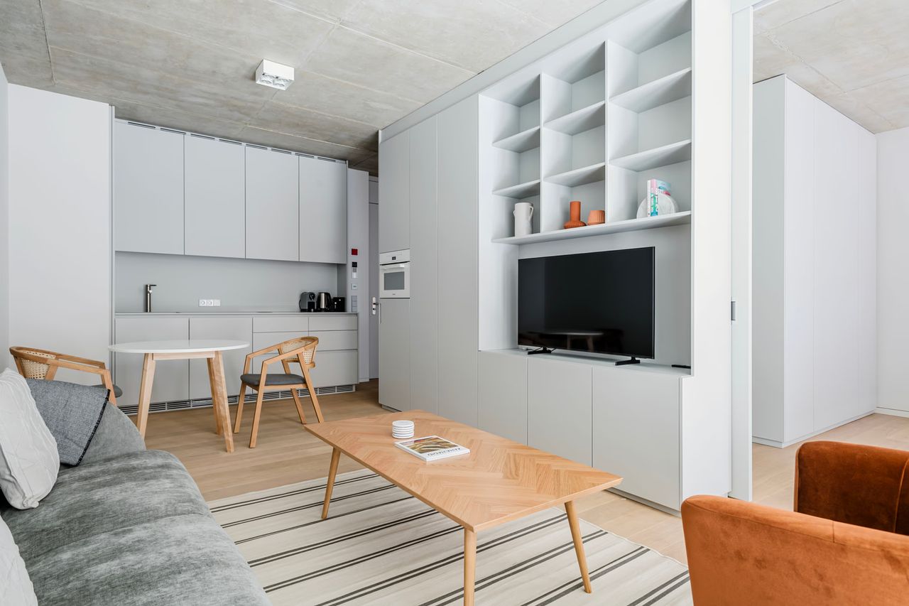 Exquisite Mitte 1BR w/ Balcony & W/D