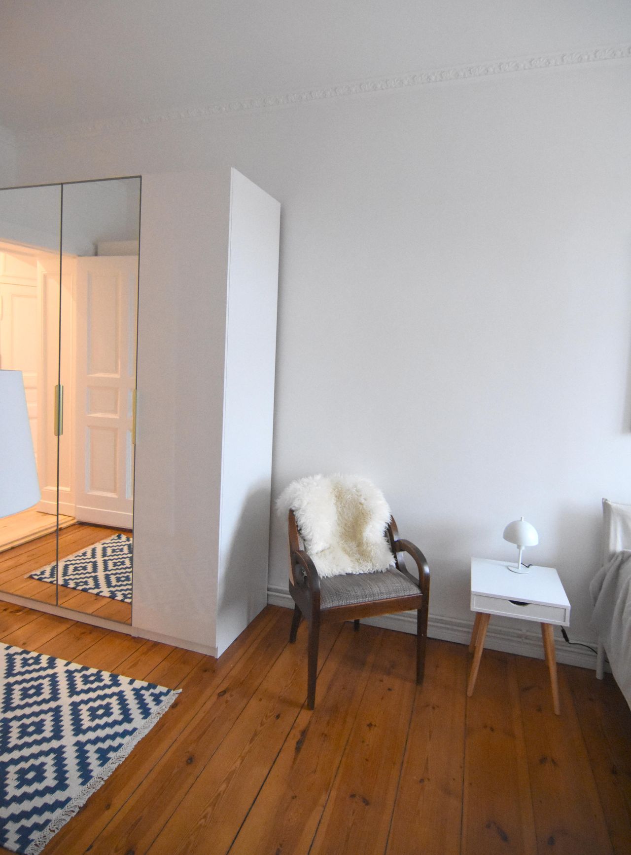 Bright and Modern Apartment Near Kollwitzplatz for Rent!