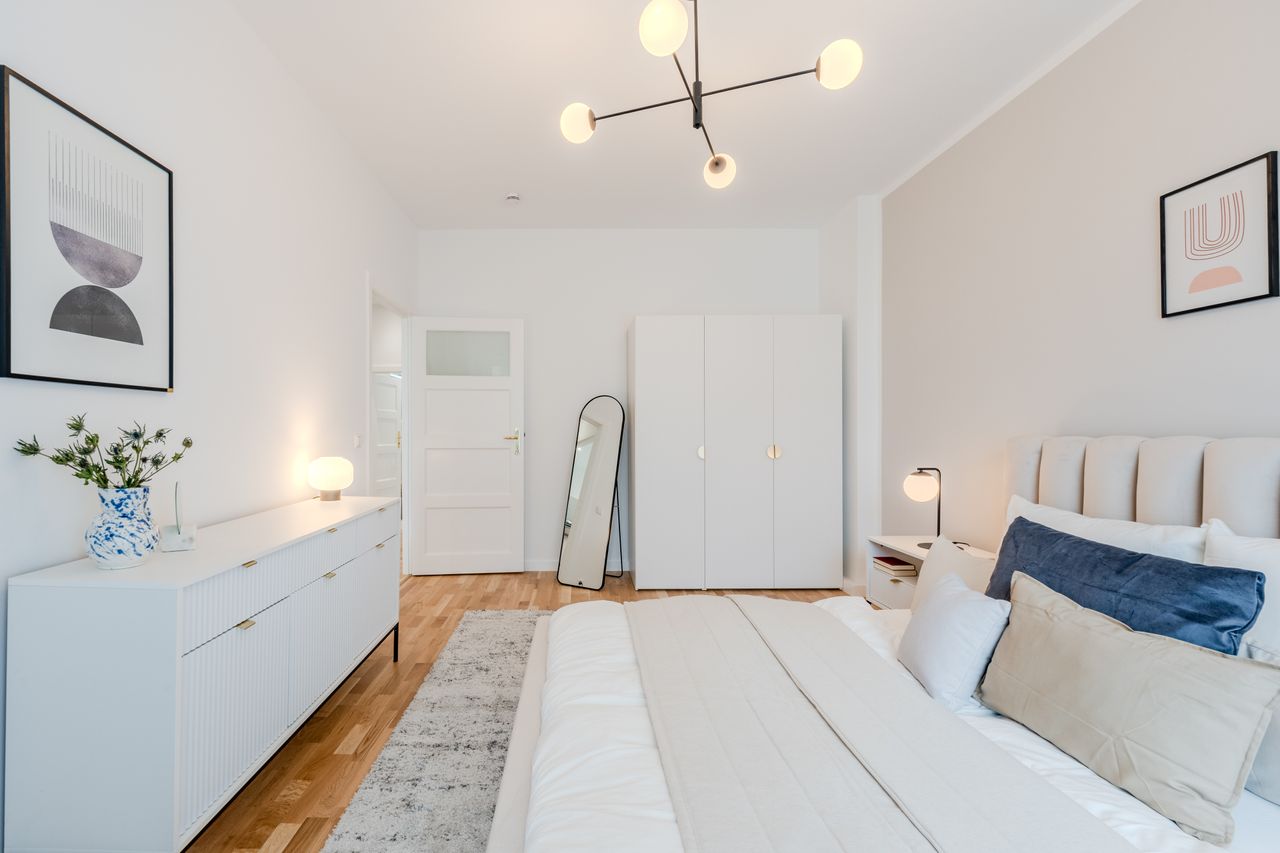 Sophisticated Simplicity: Cozy Apartment in Neukölln, Berlin