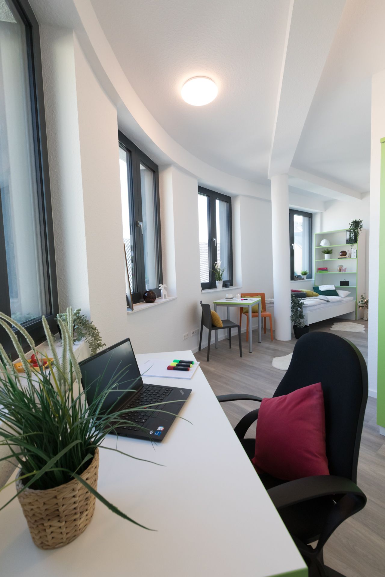 Flexible All-In Living in Karlsruhe Mühlburg – Central, Connected, Comfortable