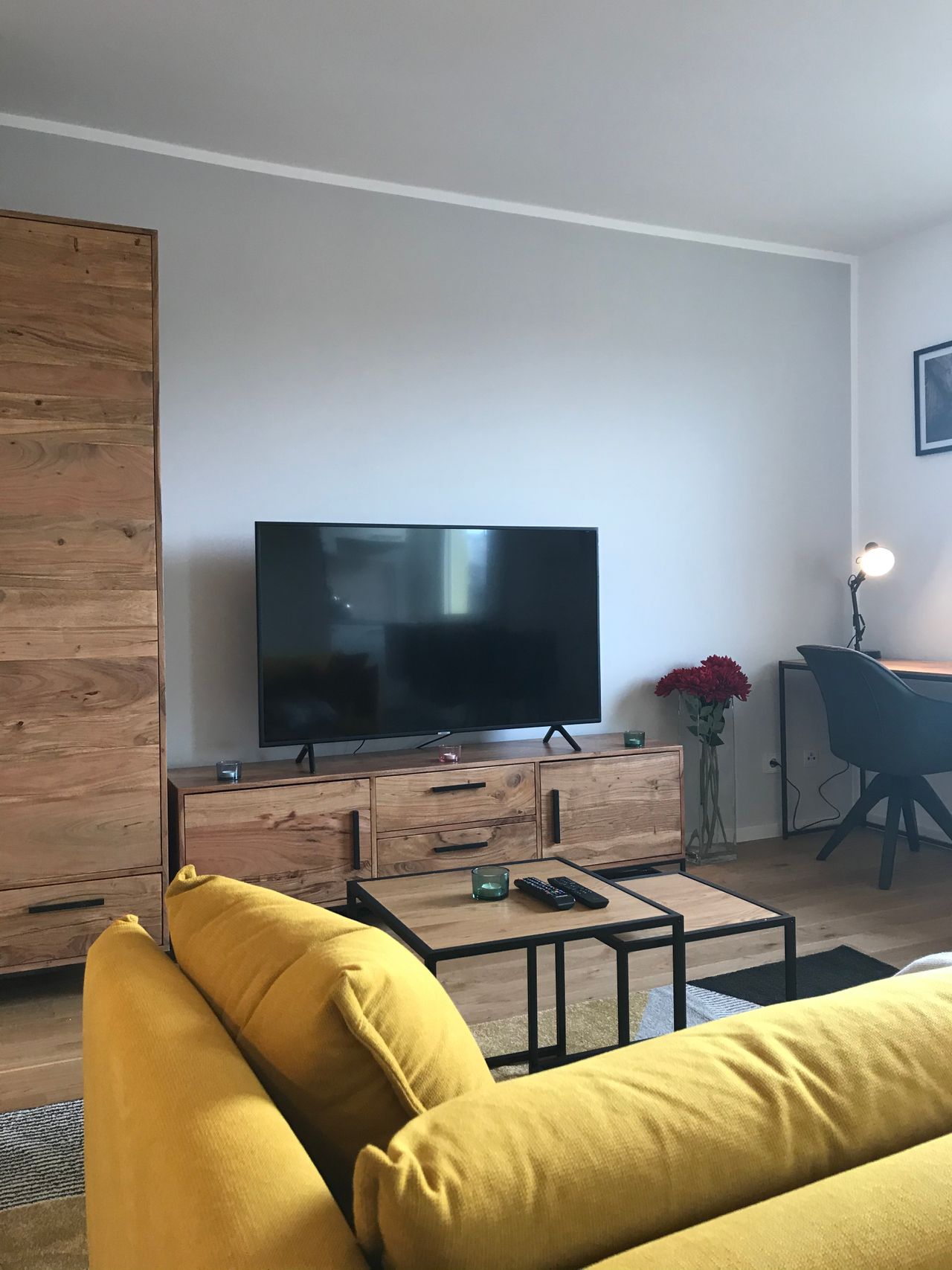 Exclusive furnished apartment next to ECB and S-Bahn