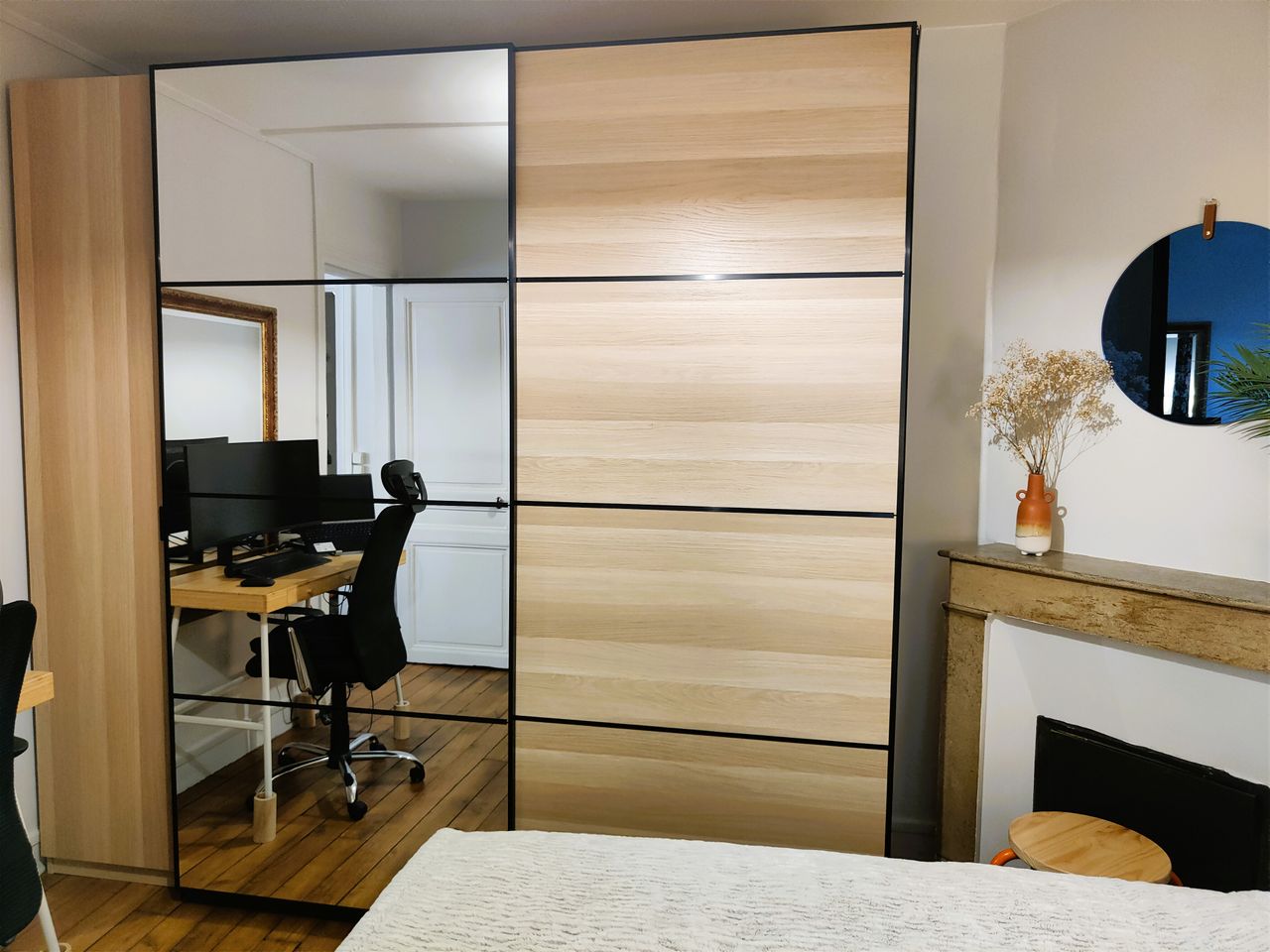 Bright and quiet apartment on courtyard - Renovated - with 1 separate bedroom - metro 3 & 14 - Paris 17