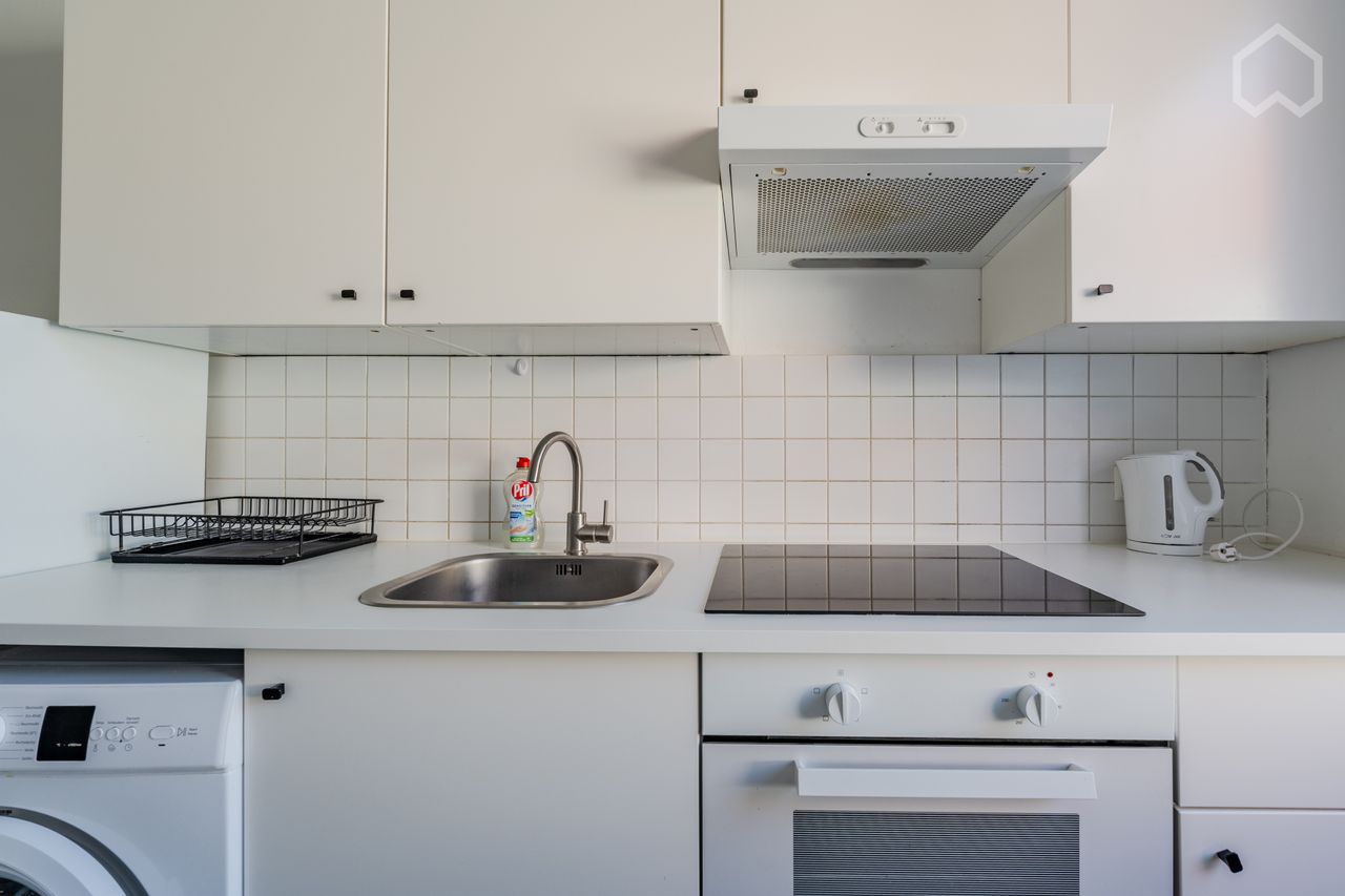 Beautiful apartment with balcony in Berlin Mitte/Wedding (Sprengelkiez)