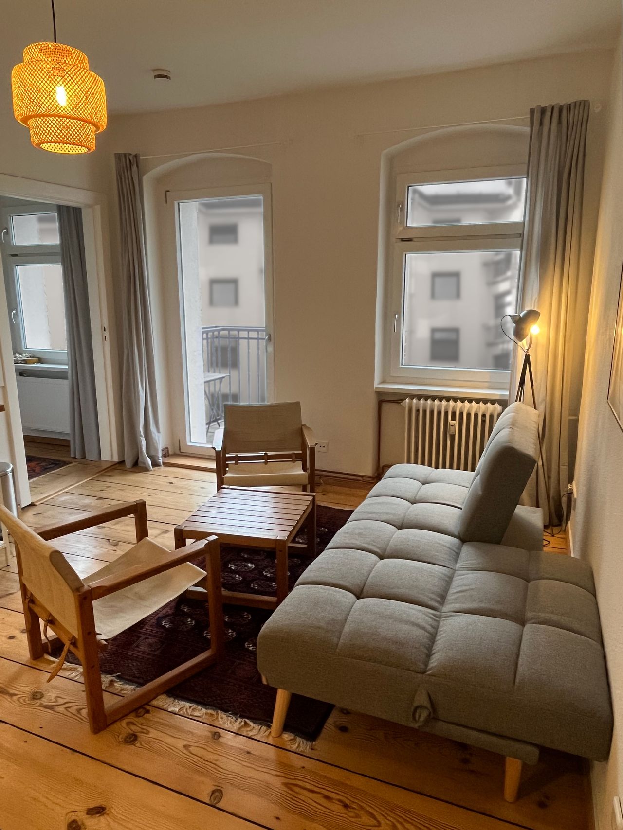 Quiet flat with Berlin charm and balcony - in the middle of Kreuzberg