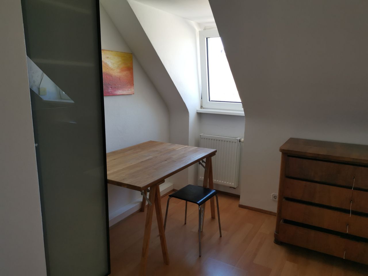 Bright, fully-furnished 2-room-apartment in Stuttgart-Degerloch, quiet, central, incl. WLAN