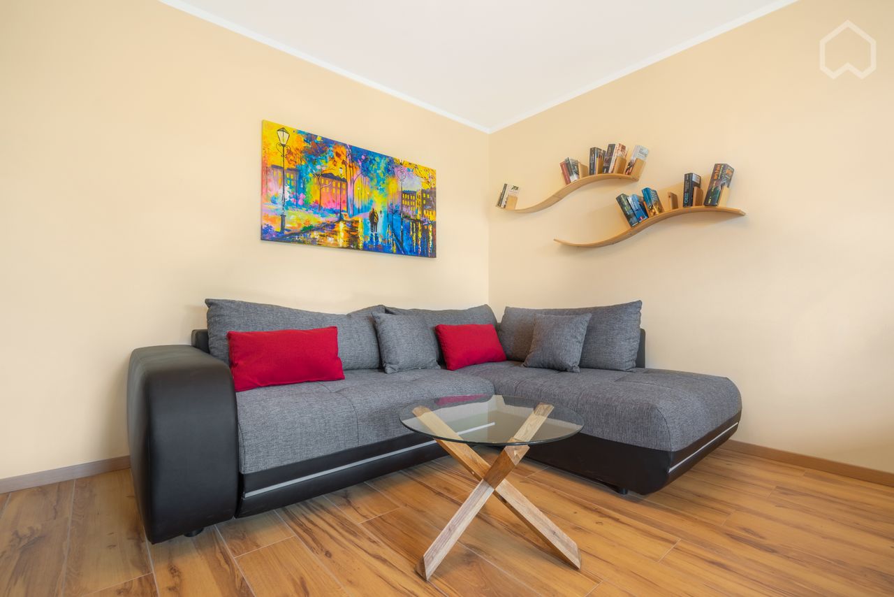 Renovated 4-Rooms-Appartment at a large park