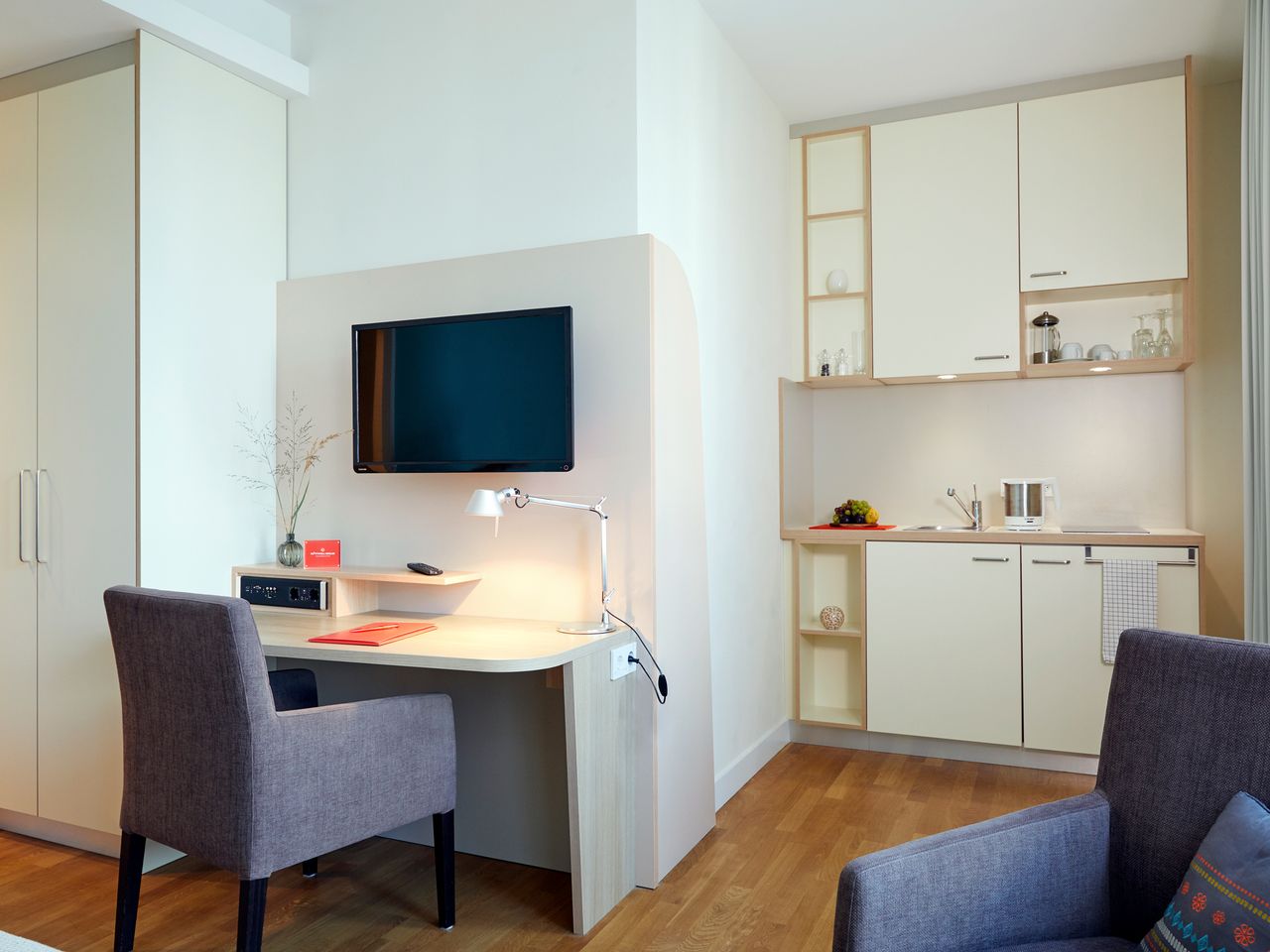 Living in BERLIN Mitte - Great serviced apartment at Gleisdreieckpark