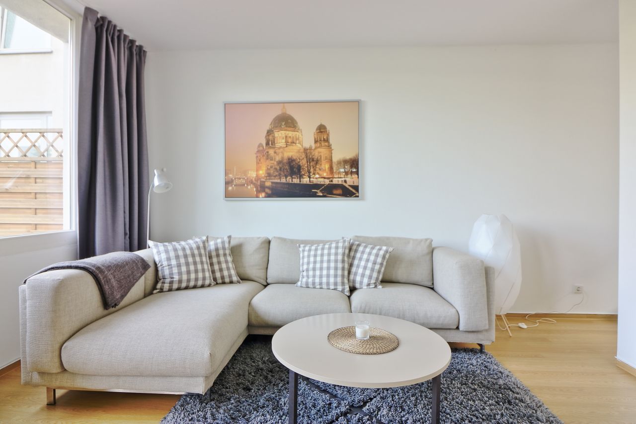 Cosy 1,5 room apartment with own terrace - directly at Checkpoint Charlie