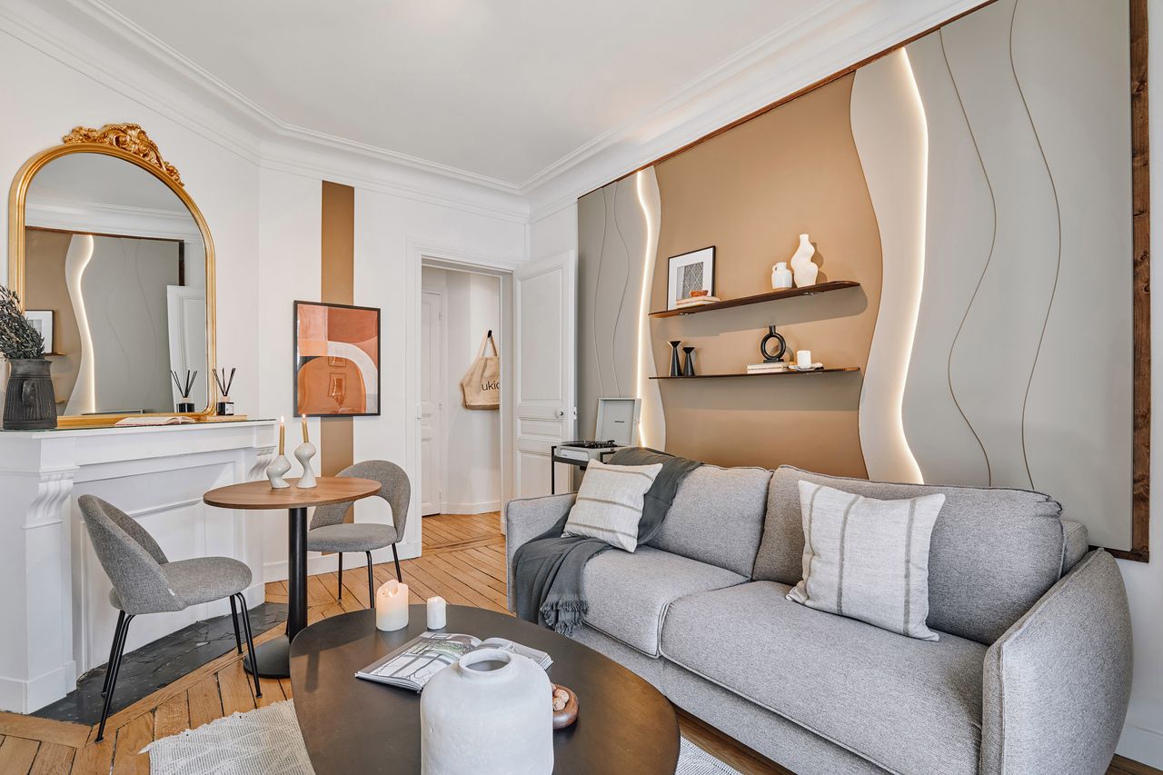 Pales - 1 room in Vaugirard