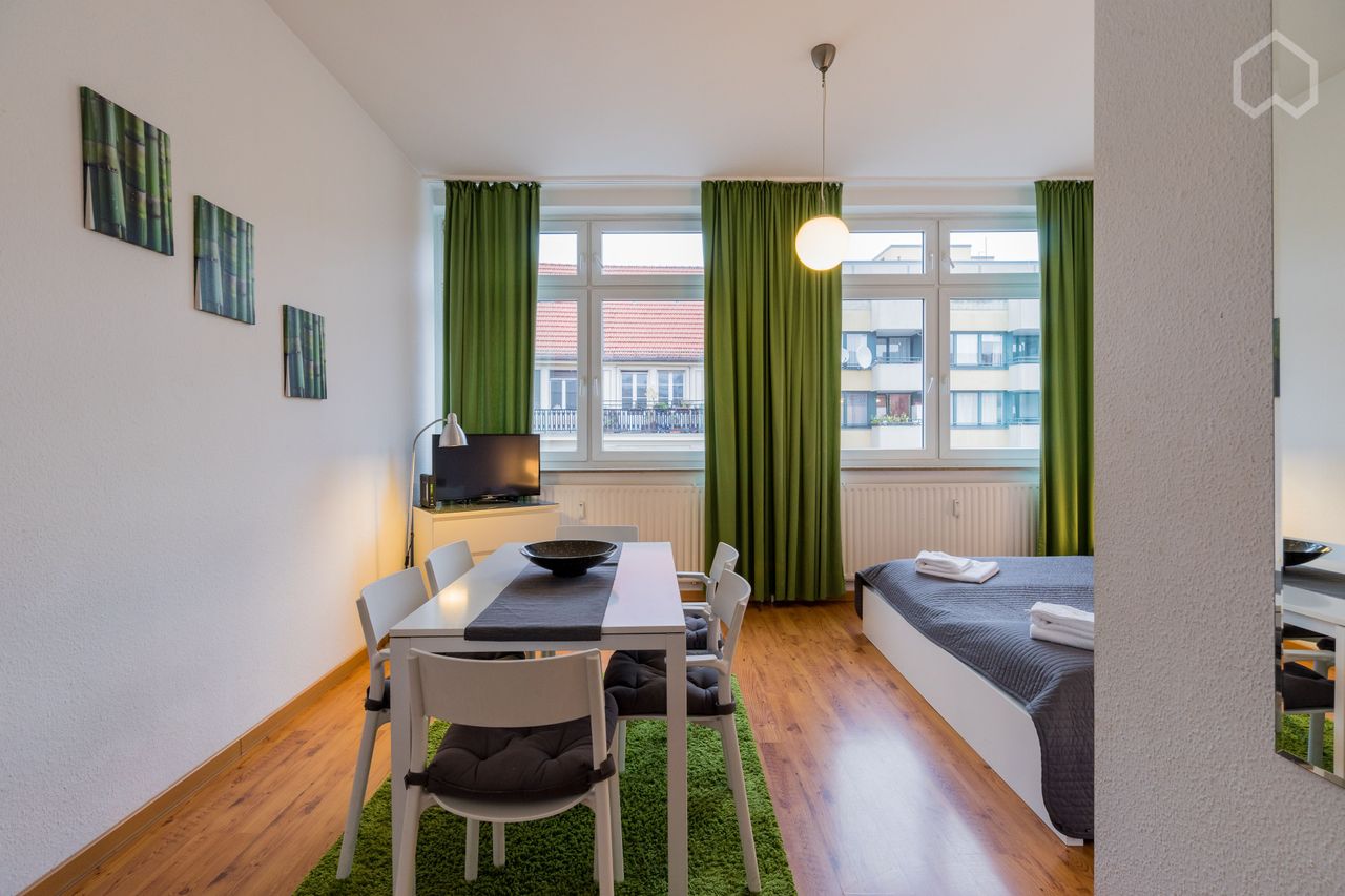 New & amazing studio close to city center