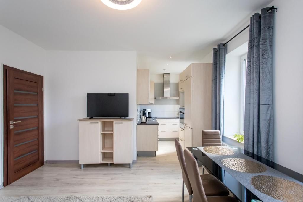 Furnished Studio Apartment in Prime Location with Full Amenities