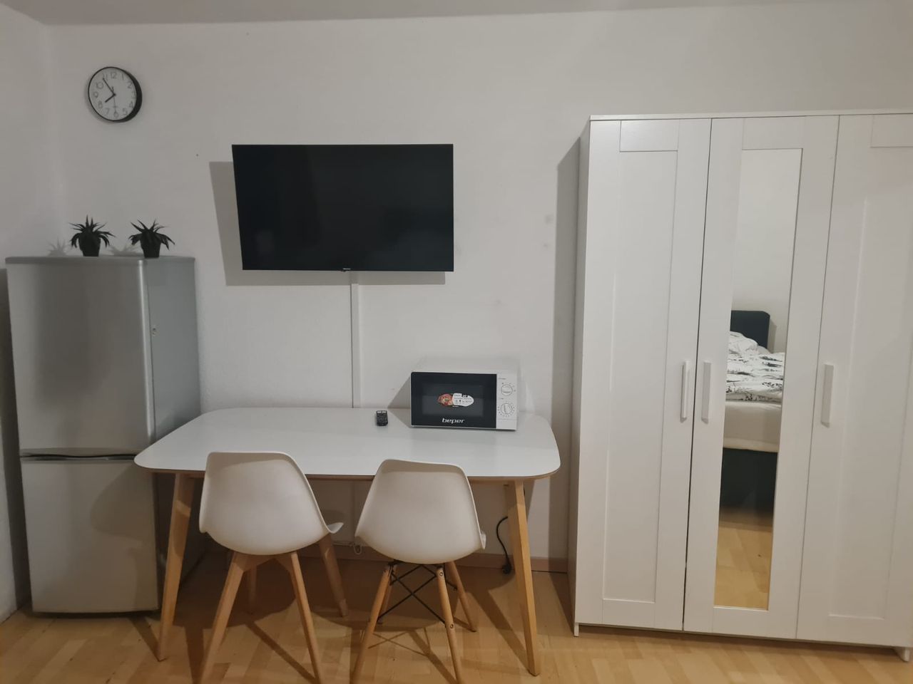 1 Zimmer Wohnung in Osnabrück mit Tv, Küche & Wlan