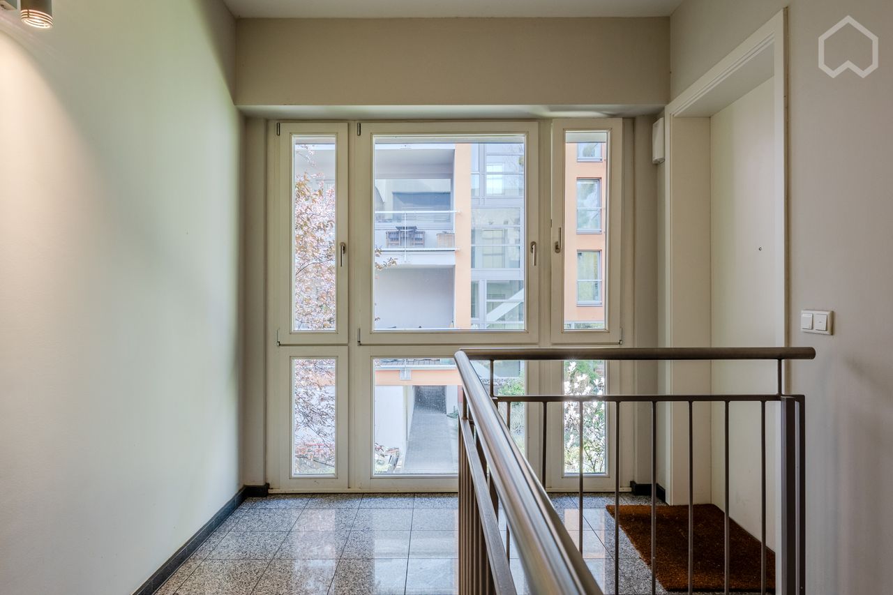 Stunning Maisonette Apartment in Prime Prenzlauer Berg Location
