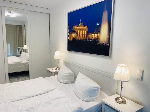 Managed by Wunderflats: Stylish city flat with sunny balcony & concierge service in the heart of Berlin