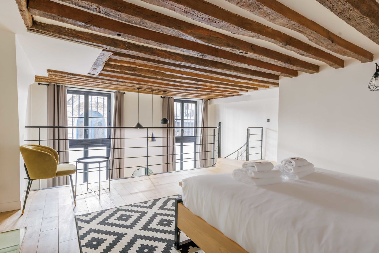 Charming Apartment Steps Away from Musée d'Orsay and Esplanade des Invalides