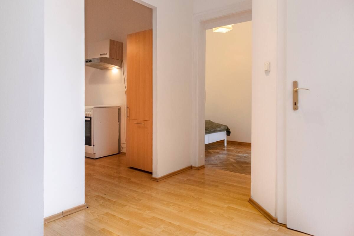 Space for up to 2 people in a shared apartment in the center of Vienna