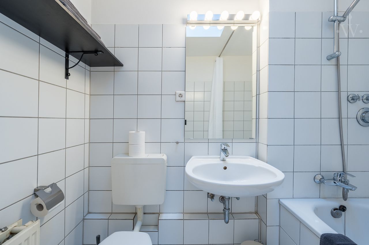 Our 2-room apartment with large roof terrace and additional service