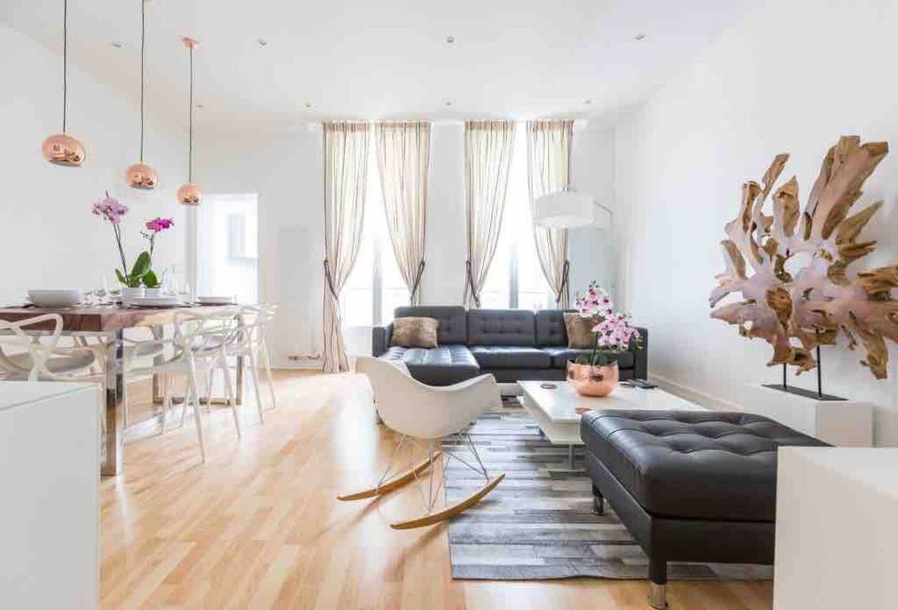 Elegant apartment in a traditional Parisian building with 2 separate bedrooms, 2 minutes from the Louvre - Quiet, exclusive neighborhood