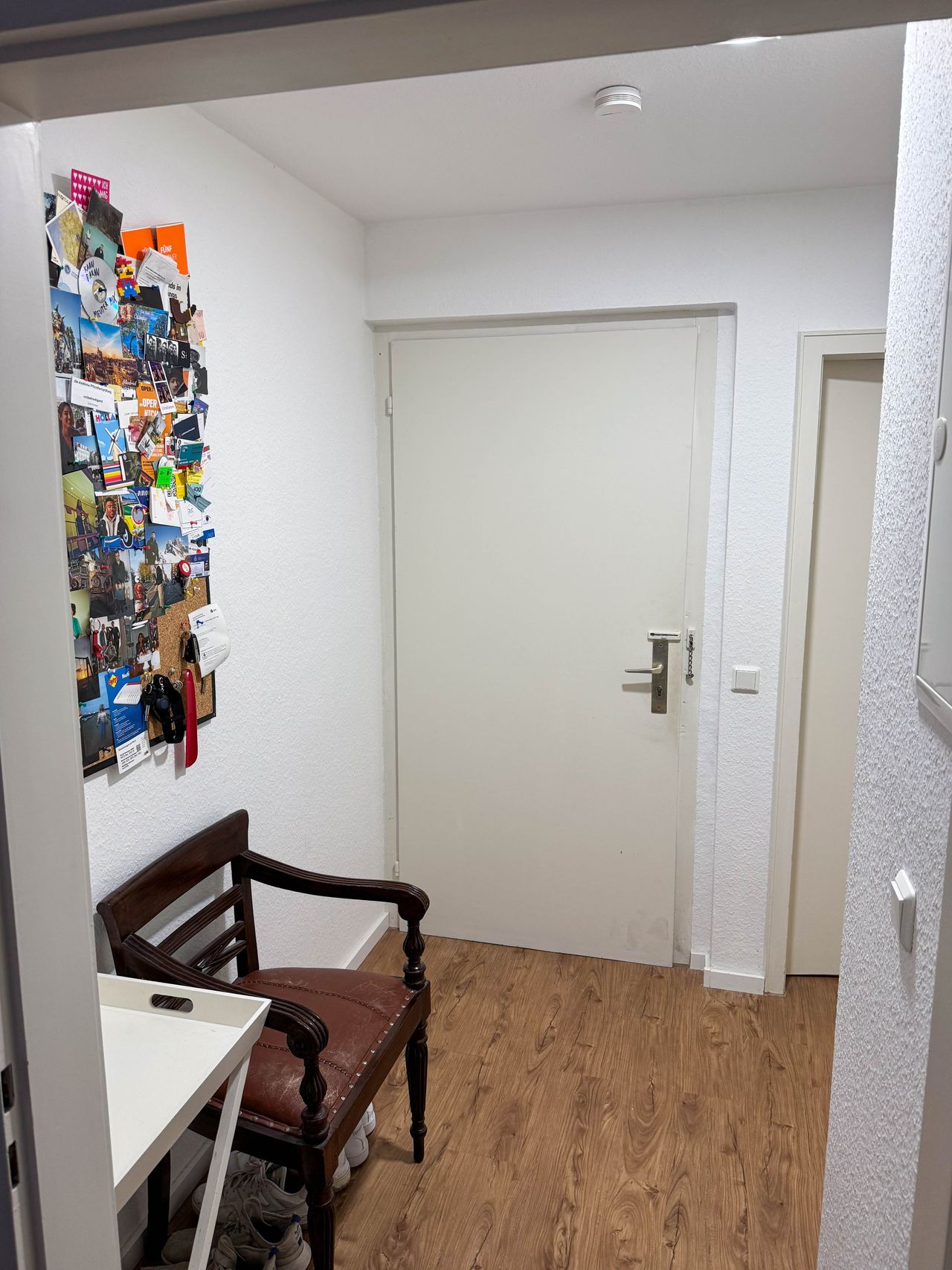 Bright 2-room apartment with balcony at Chlodwigplatz in Südstadt