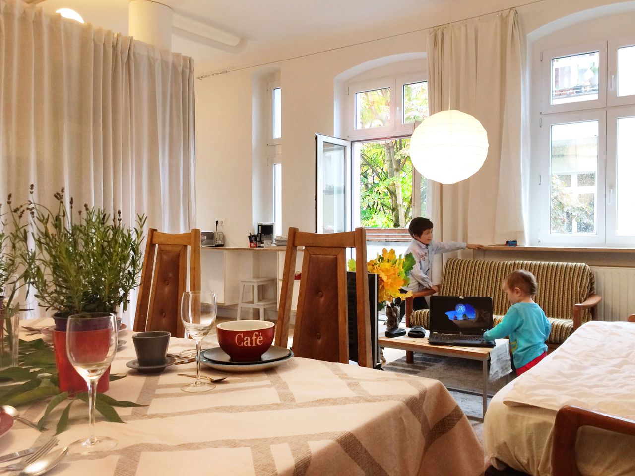 Prenzlauer Berg, airy 1.5 Lvls-home on 3rd fl, 42m²+ 8m²+ balcony ≈ 51m² PLUS