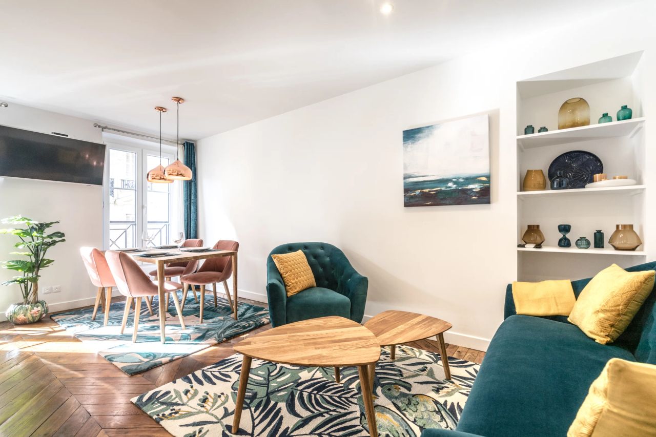 Elegant, bright 50m² apartment in Rue du Bac