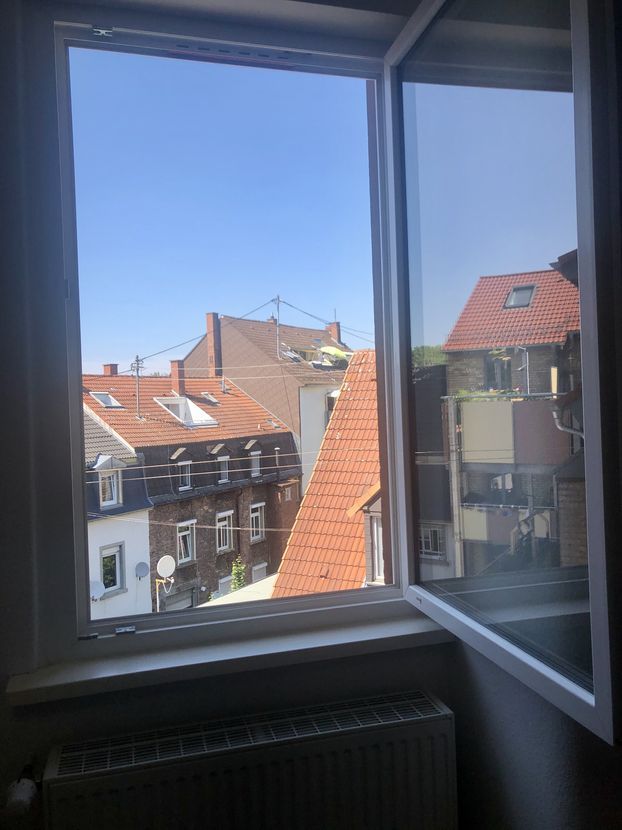 Nice spacious and newly renovated 2 - room apartment in Karlsruhe