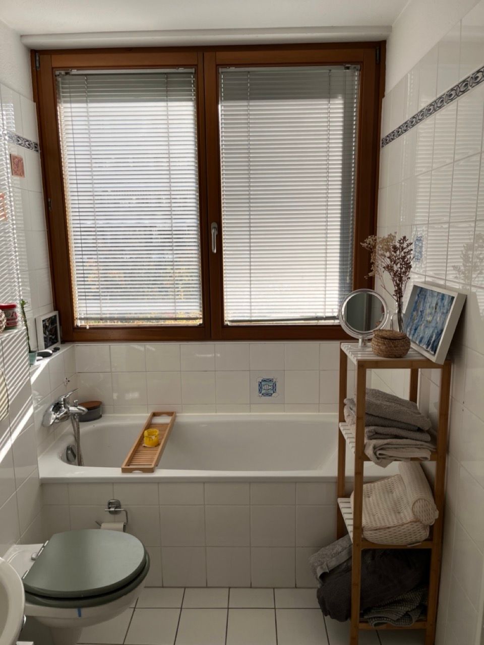 Quiet and cute apartment with water view close to Friedrichshain/Kreuzberg