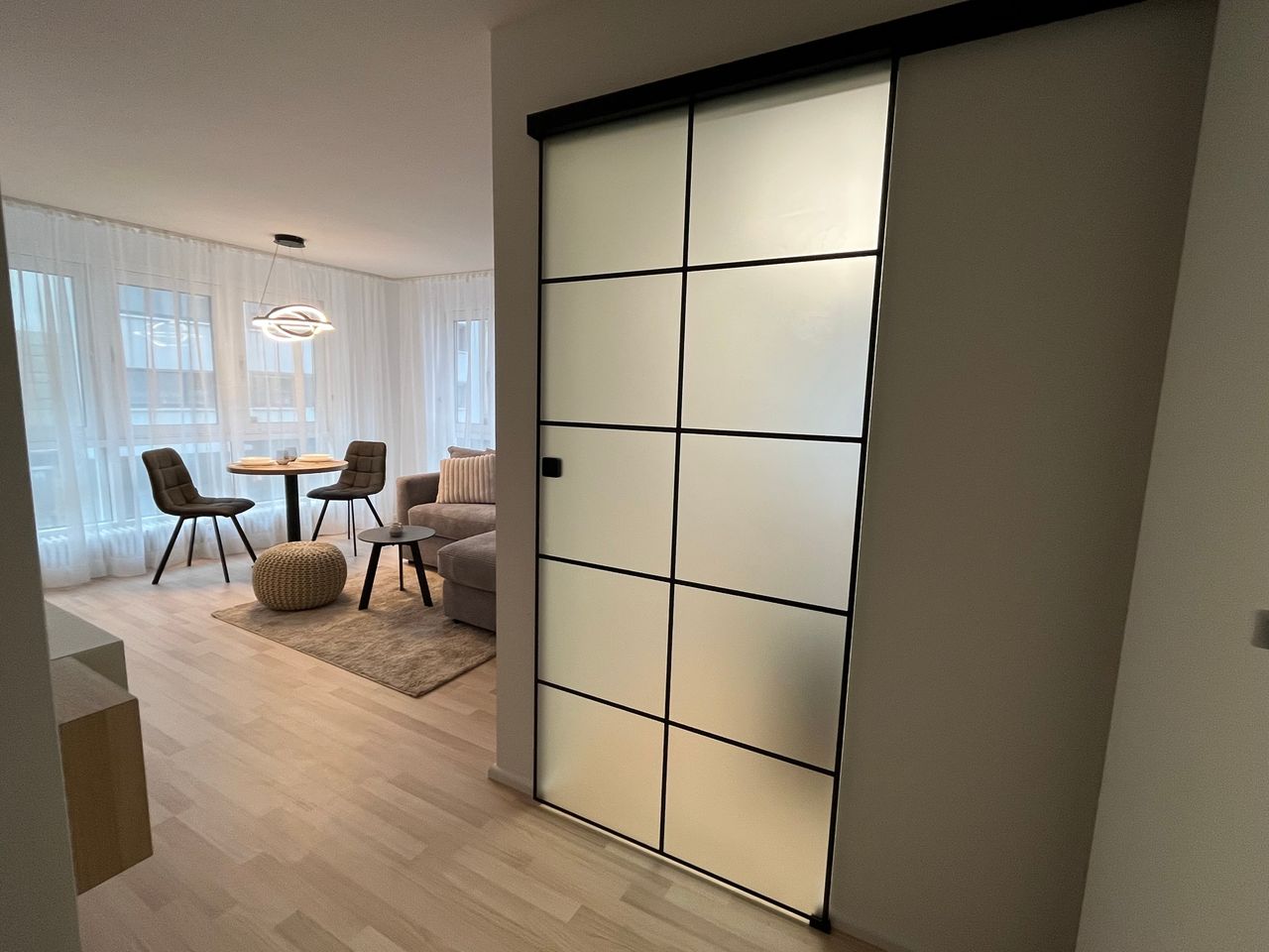 Top renovated 2 room apartment in Stuttgart city center